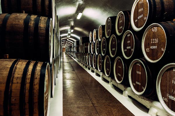 Cognac vs. Whiskey Aging