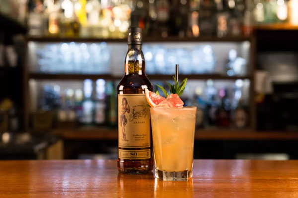 Sailor Jerry Rum Recipes: What to Mix with Sailor Jerry Rum